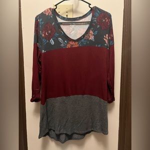 Women’s Maurices top